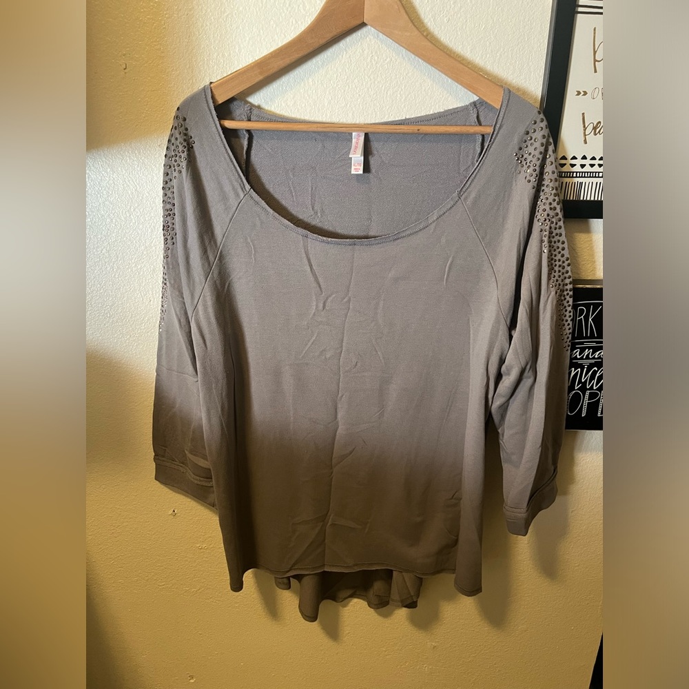 X-large Xhileration women’s grey top